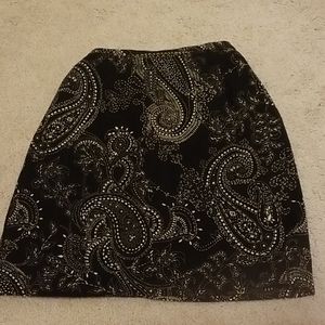 Patterned skirt